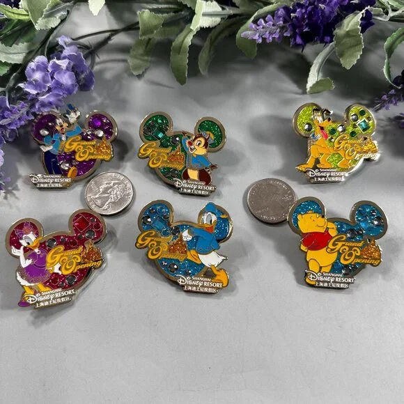 Disney Daisy Donald Trading Pin Pooh Pluto Goofy Shanghai Lapel Pin Brooch Badge